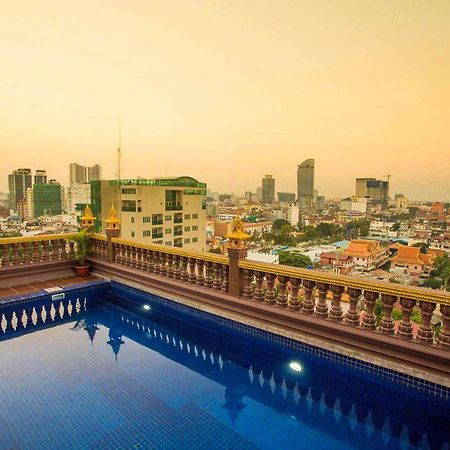 Okay Palace Hotel Phnom-Penh Buitenkant foto