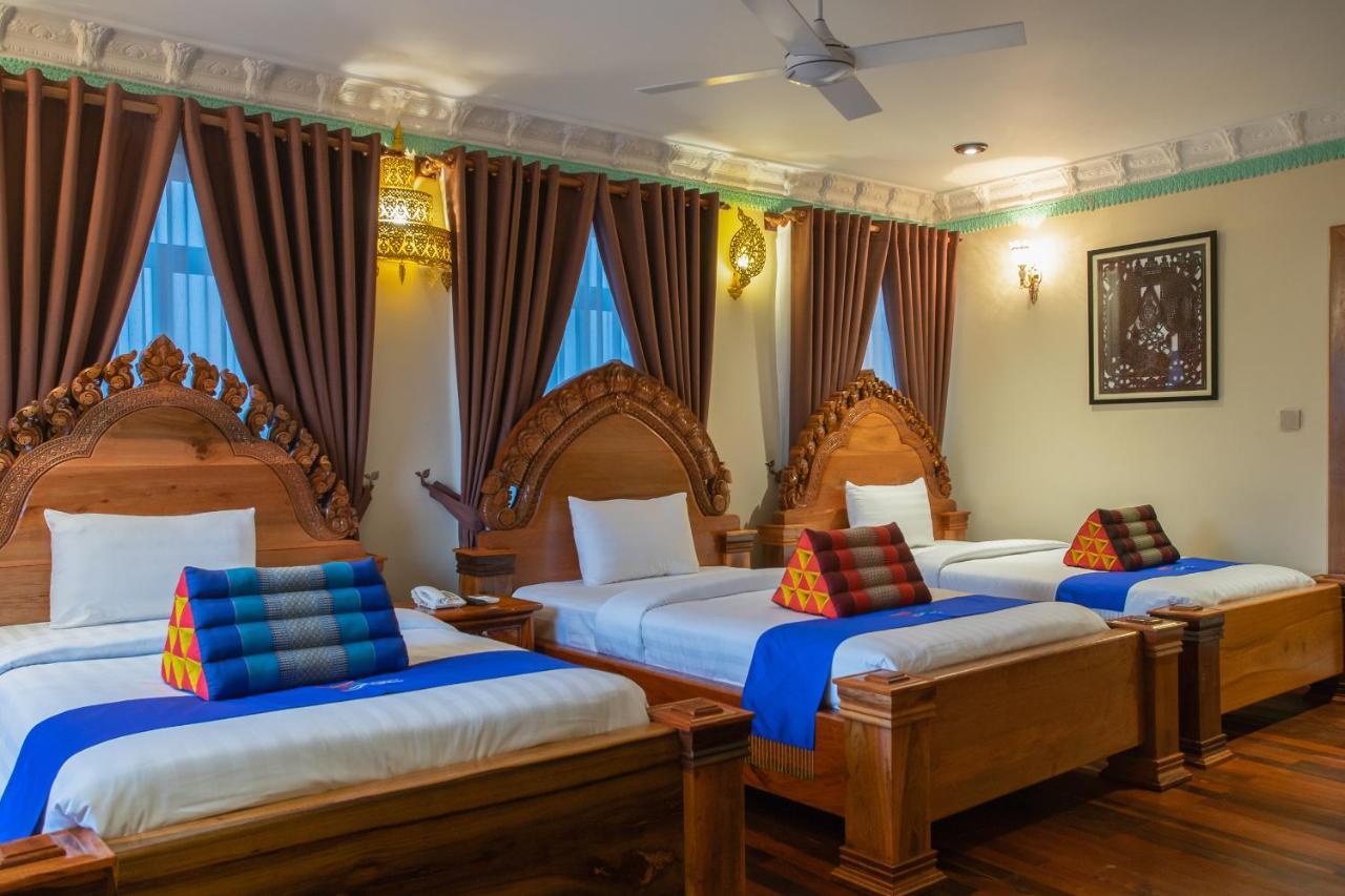 Okay Palace Hotel Phnom-Penh Buitenkant foto