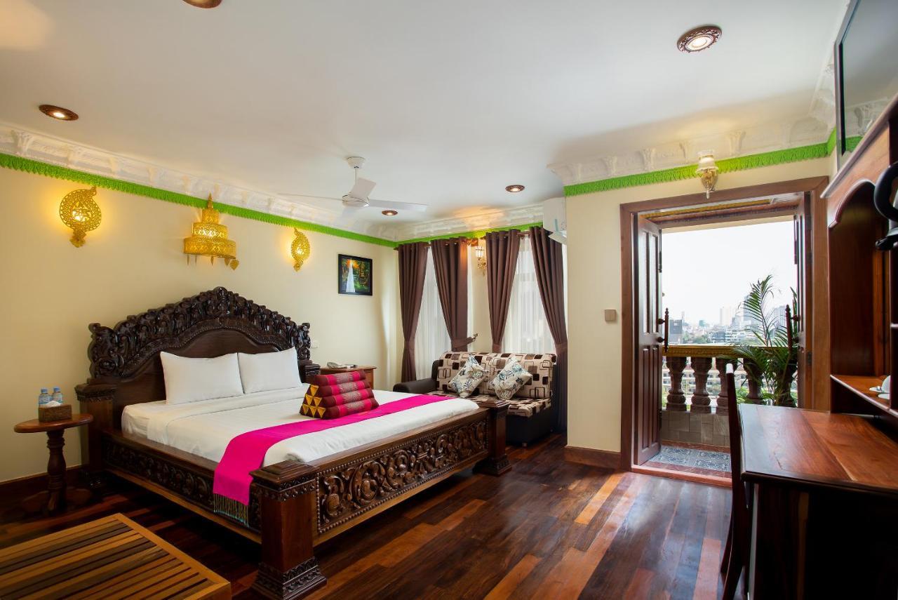 Okay Palace Hotel Phnom-Penh Buitenkant foto