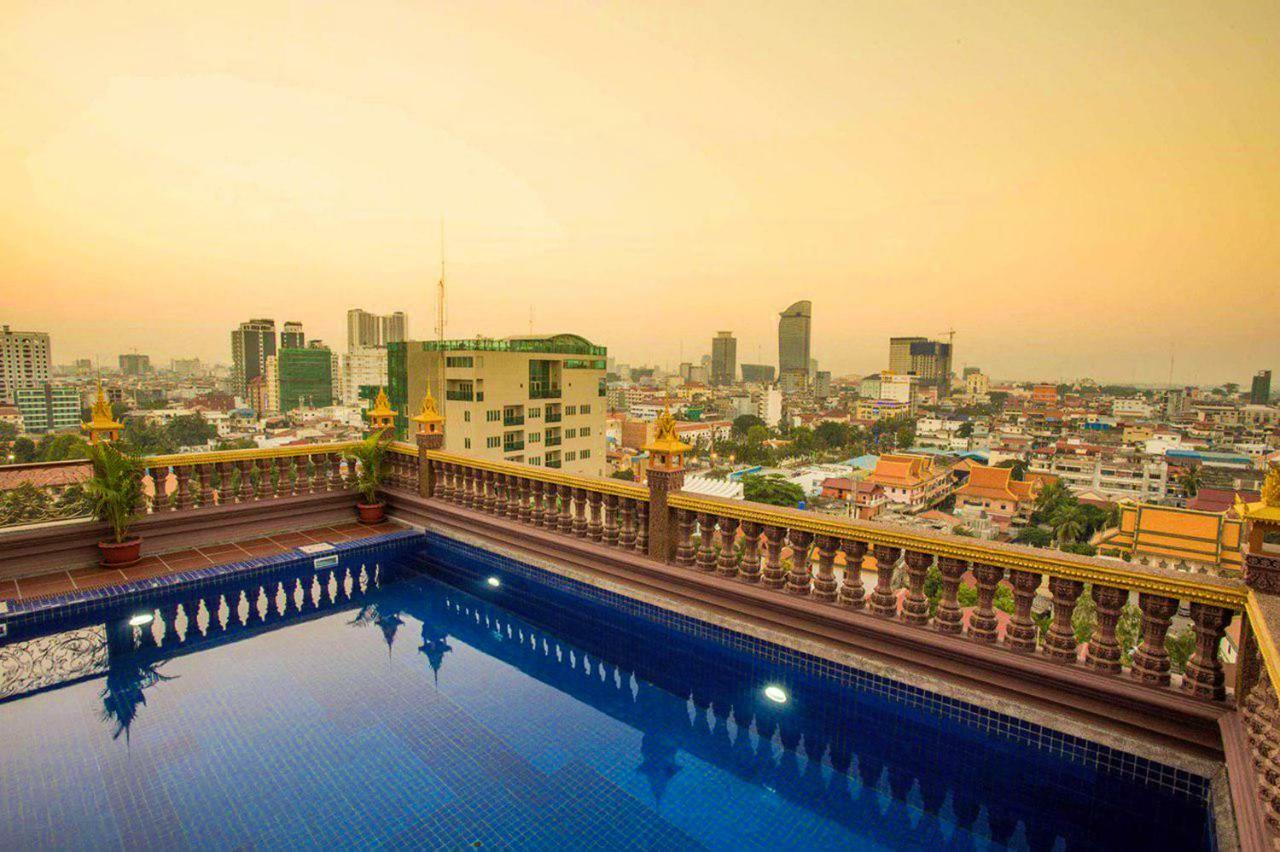 Okay Palace Hotel Phnom-Penh Buitenkant foto