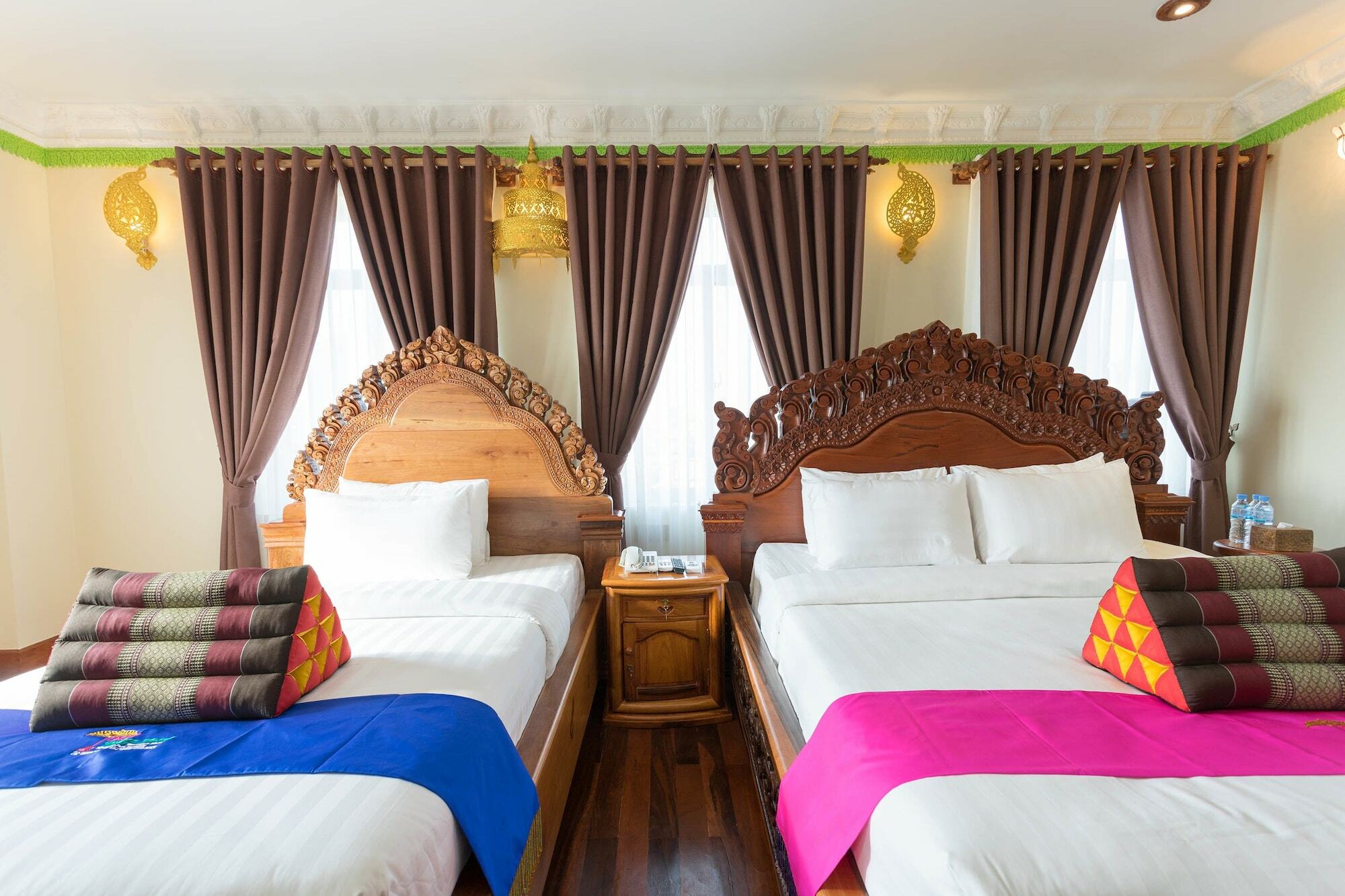 Okay Palace Hotel Phnom-Penh Buitenkant foto